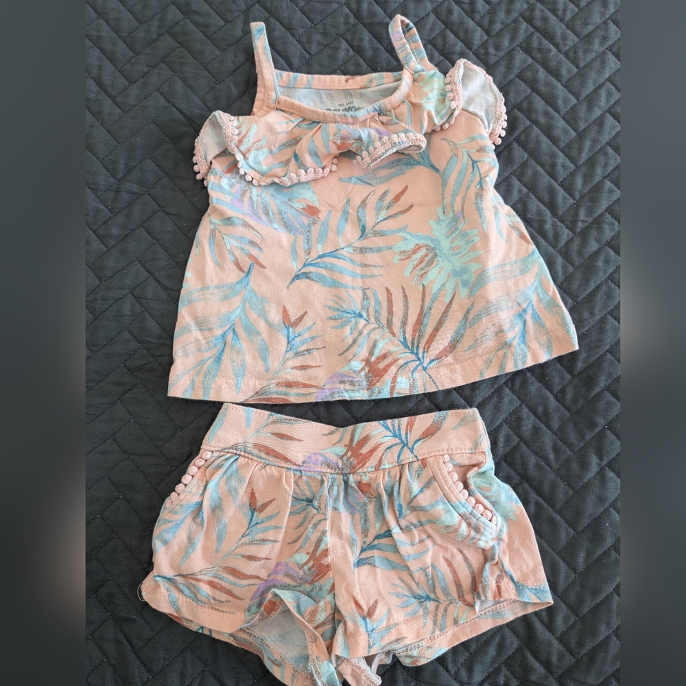 3/$20 Oshkosh B'gosh Tropical Outfit 6months